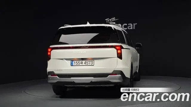 Kia Carnival 2024 — Şəkil 10/20
