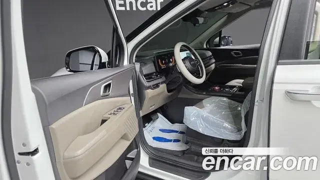 Kia Carnival 2024 — Şəkil 14/20