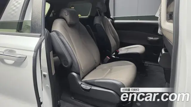 Kia Carnival 2024 — Şəkil 3/20