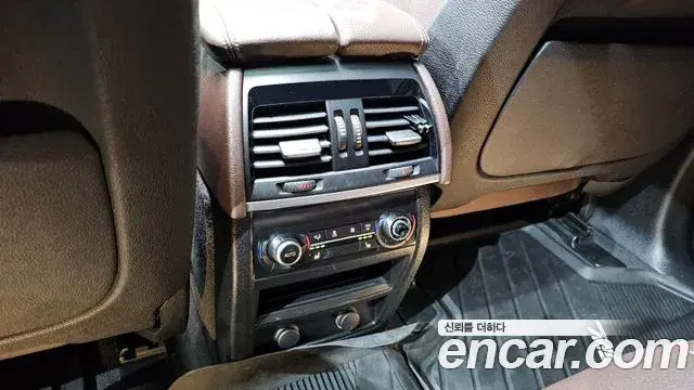 BMW X5 2018 — ფოტო 2/20