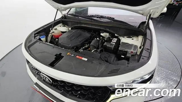 Kia Sorento 2021 — Фото 6/20