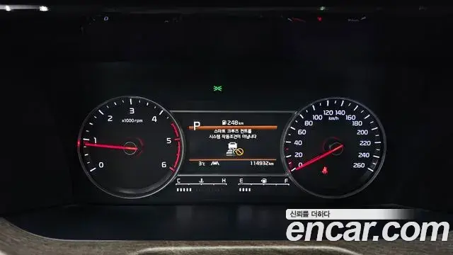 Kia Sorento 2021 — Фото 8/20