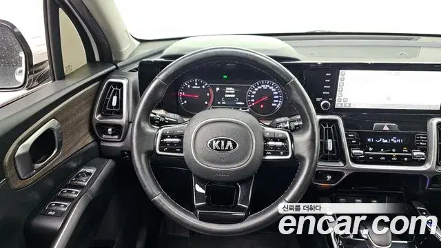Kia Sorento 2021 — Фото 14/20