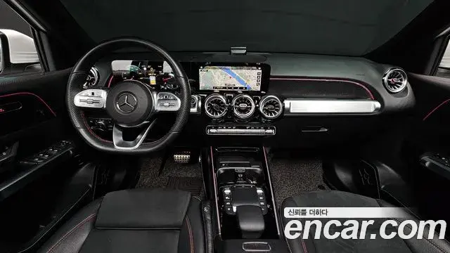 Mercedes-Benz GLB-Class 2022 — Фото 9/20
