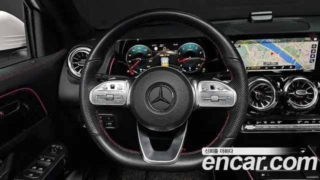 Mercedes-Benz GLB-Class 2022 — Фото 12/20