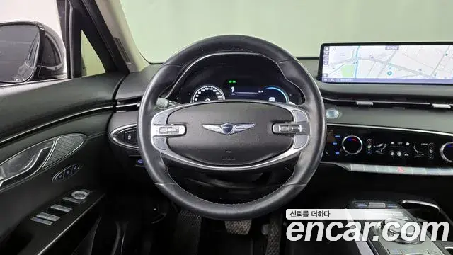 Genesis GV70 2021 — ფოტო 16/20