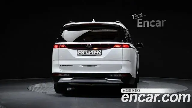 Kia Carnival 2020 — Photo 4/20