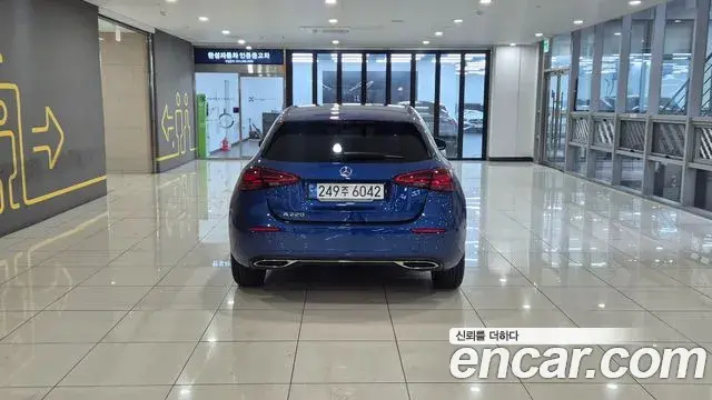 Mercedes-Benz A-Class 2024 — Şəkil 6/20