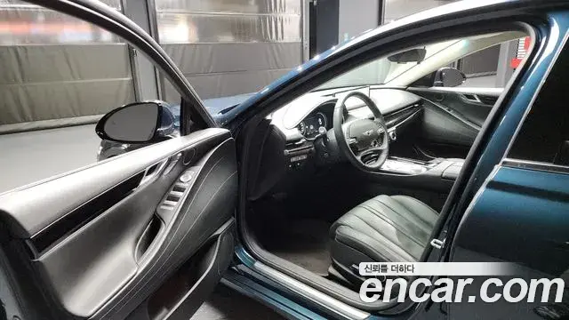 Genesis G80 2022 — Şəkil 18/20