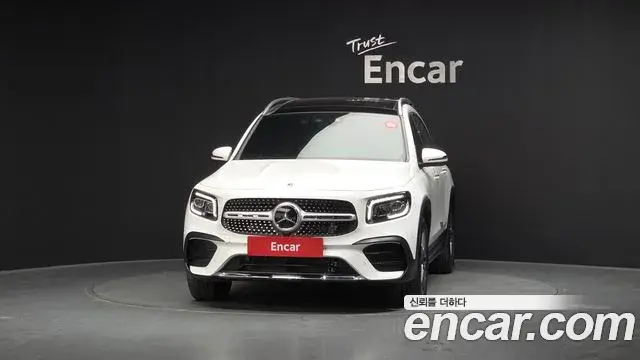 Mercedes-Benz GLB-Class 2022 — Şəkil 4/20