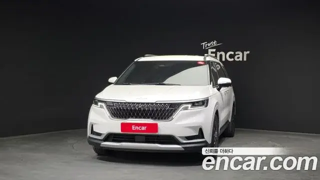 Kia Carnival 2021 — Фото 3/20