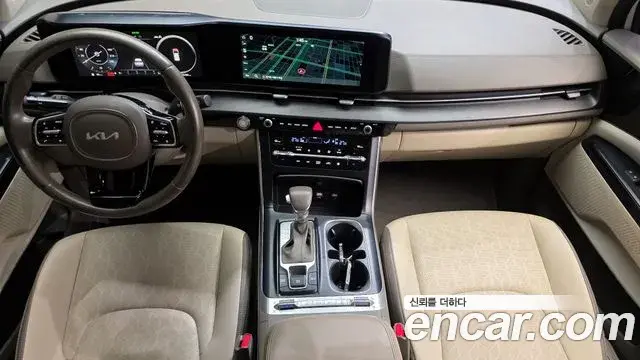 Kia Carnival 2021 — Фото 7/20