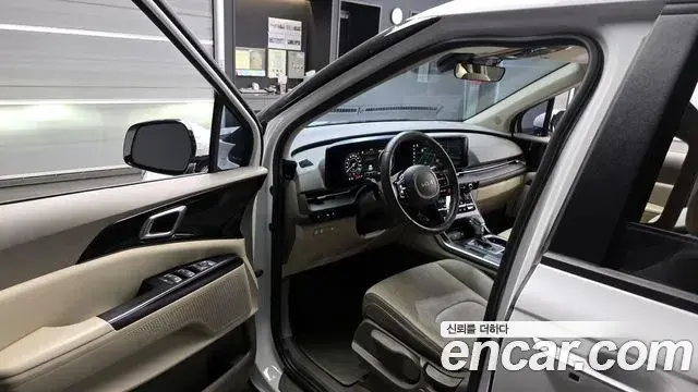 Kia Carnival 2021 — Фото 10/20
