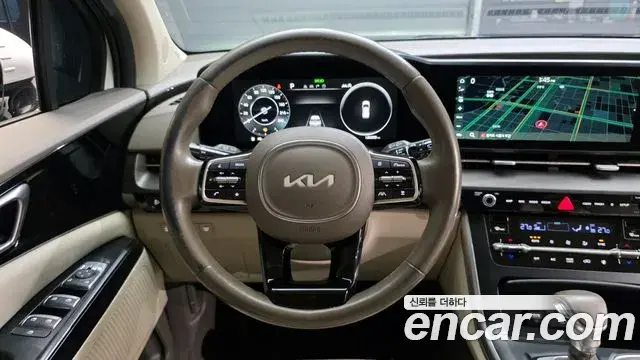 Kia Carnival 2021 — Фото 13/20