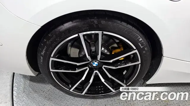 BMW Z4 2022 — Şəkil 14/20