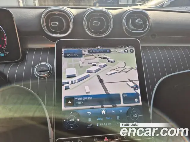 Mercedes-Benz C-Class 2022 — Şəkil 8/19