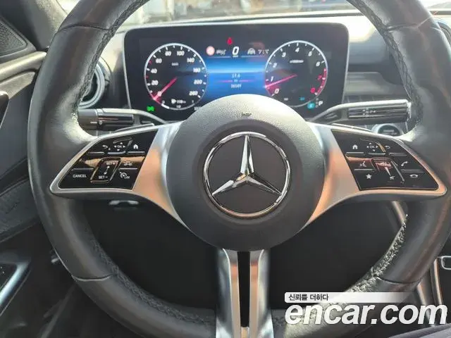Mercedes-Benz C-Class 2022 — Şəkil 2/19