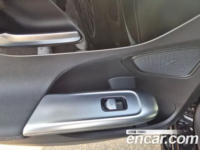 Mercedes-Benz C-Class 2022 — Şəkil 17/19