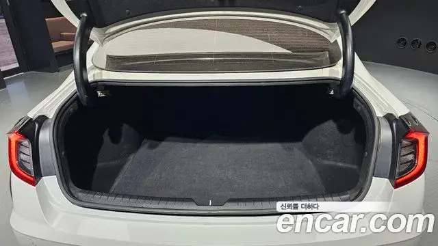 Hyundai Sonata Hybrid 2019 — Photo 17/20