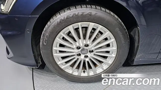 Audi A6 2019 — Photo 3/20