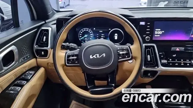 Kia Sorento 2021 — Фото 14/18