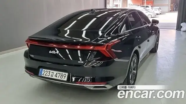 Kia K8 2022 — ფოტო 17/18