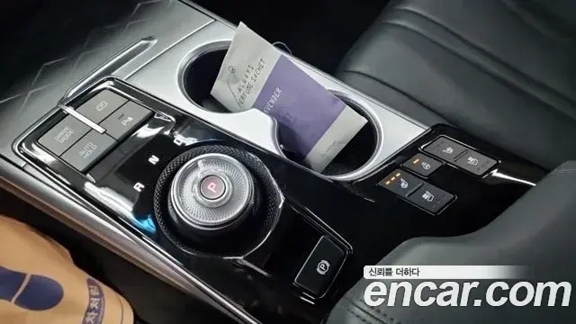 Kia K8 2022 — ფოტო 15/18