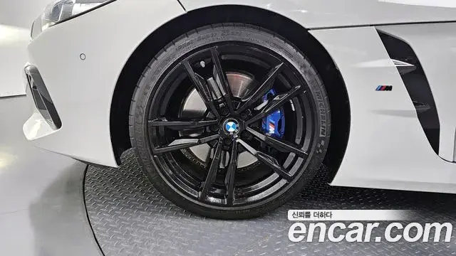 BMW Z4 2024 — ფოტო 15/20
