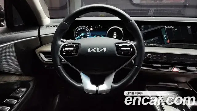 Kia K8 2022 — Фото 13/20