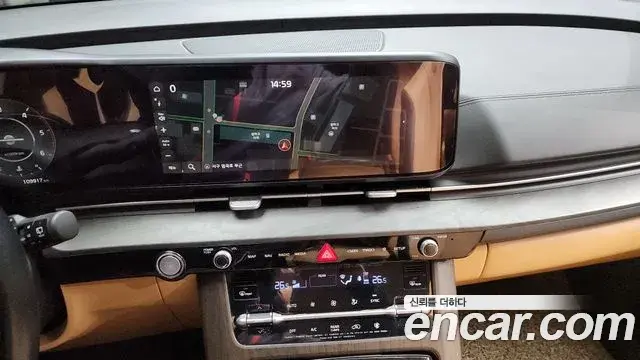 Kia Carnival 2022 — ფოტო 2/20