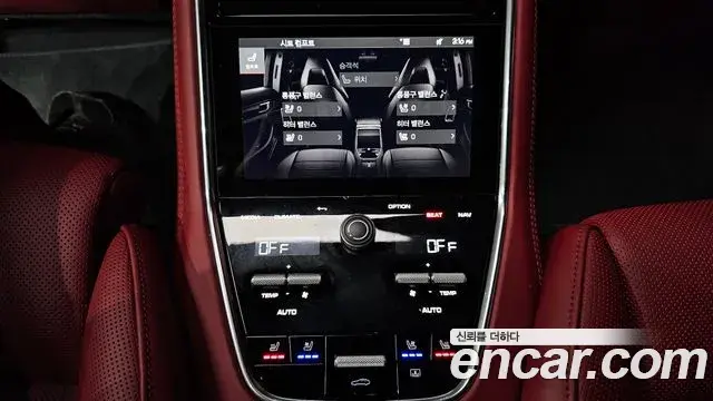 Porsche Panamera 2023 — Фото 18/20