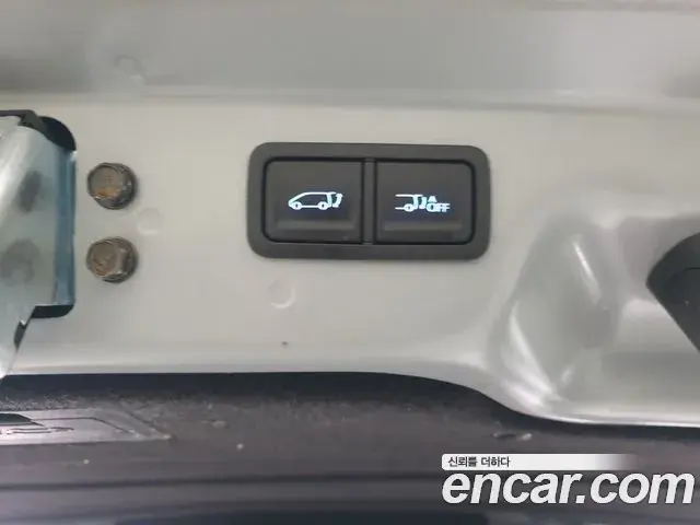 Hyundai Staria 2023 — Photo 14/20