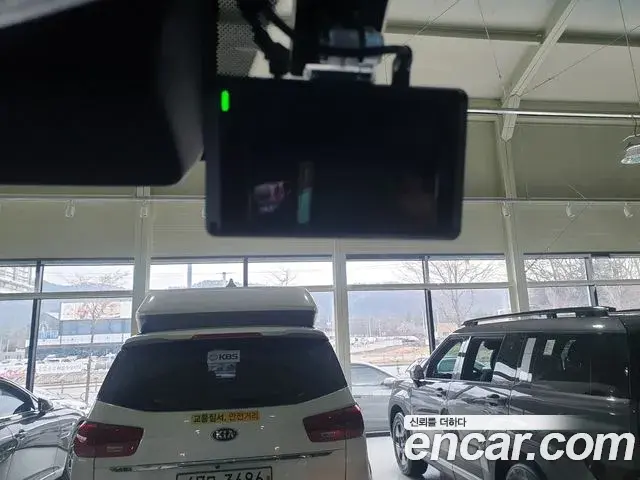Hyundai Staria 2023 — Photo 12/20