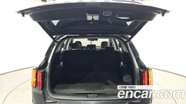 Kia Sorento 2022 — Фото 20/20