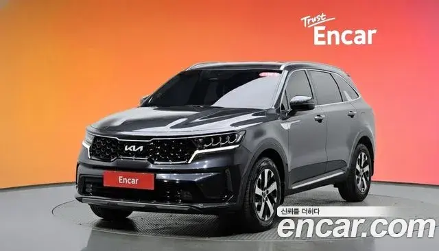 Kia Sorento 2022 — Фото 1/20