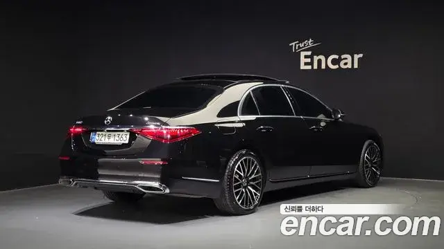 Mercedes-Benz S-Class 2022 — ფოტო 17/20