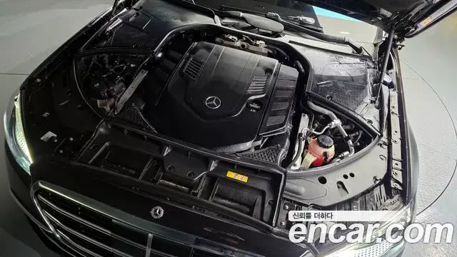 Mercedes-Benz S-Class 2022 — ფოტო 7/20