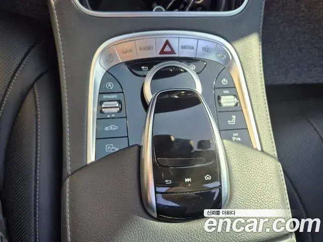 Mercedes-Benz S-Class 2018 — Photo 11/20