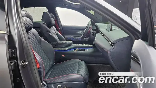 Genesis GV70 2021 — Photo 9/20