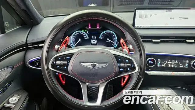 Genesis GV70 2021 — Photo 19/20