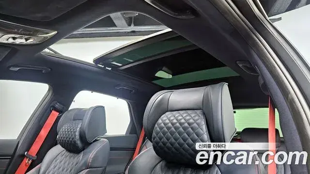 Genesis GV70 2021 — Photo 16/20