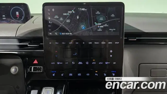Hyundai Staria 2022 — ფოტო 17/20