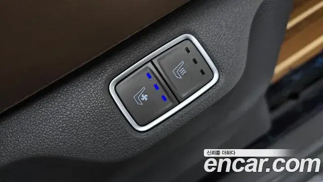 Hyundai Staria 2022 — ფოტო 10/20