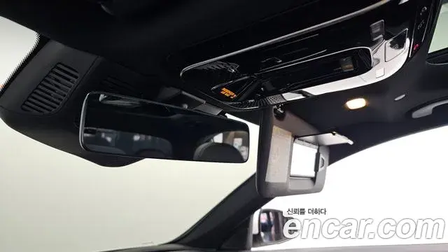 Mercedes-Benz C-Class 2022 — Photo 6/20