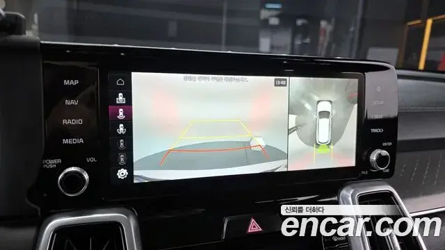 Kia Sorento 2020 — Photo 7/20