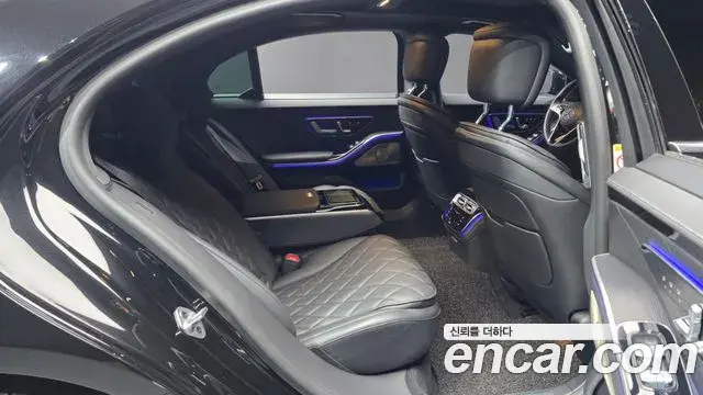 Mercedes-Benz S-Class 2022 — Фото 12/20
