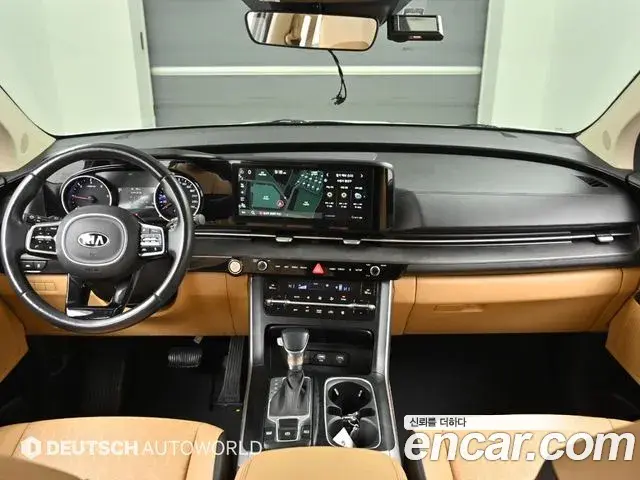 Kia Carnival 2021 — Фото 6/20