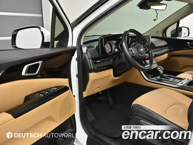 Kia Carnival 2021 — Фото 10/20