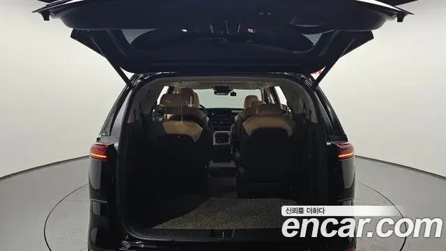 Kia Carnival 2020 — Photo 20/20