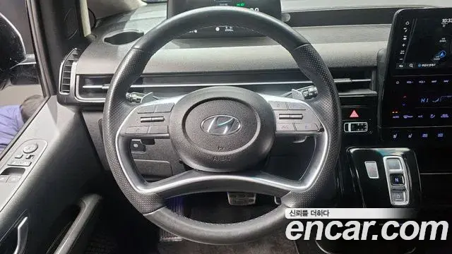 Hyundai Staria 2022 — Фото 14/20